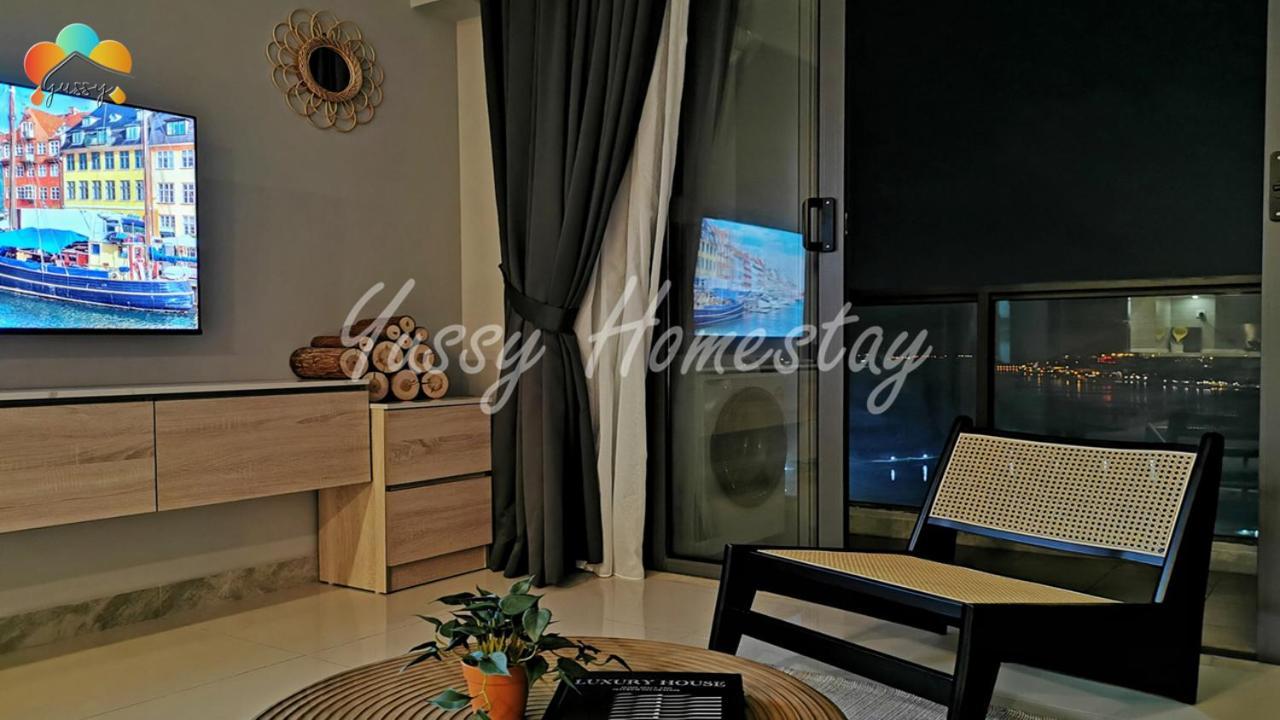Yussy 2 Bedrooms Condo At R&F Princess Cove Johor Bahru Exterior foto