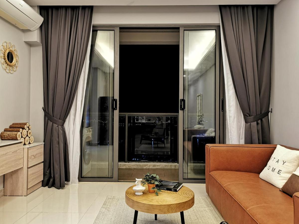 Yussy 2 Bedrooms Condo At R&F Princess Cove Johor Bahru Exterior foto