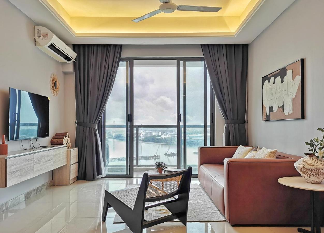 Yussy 2 Bedrooms Condo At R&F Princess Cove Johor Bahru Exterior foto